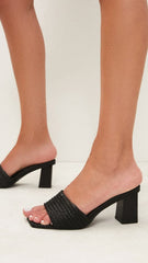 Ukko Heel - Black Raffia