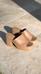 Leslie Heel - Clay
