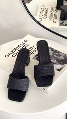 Ukko Heel - Black Raffia