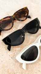 Carla Sunglasses - Black