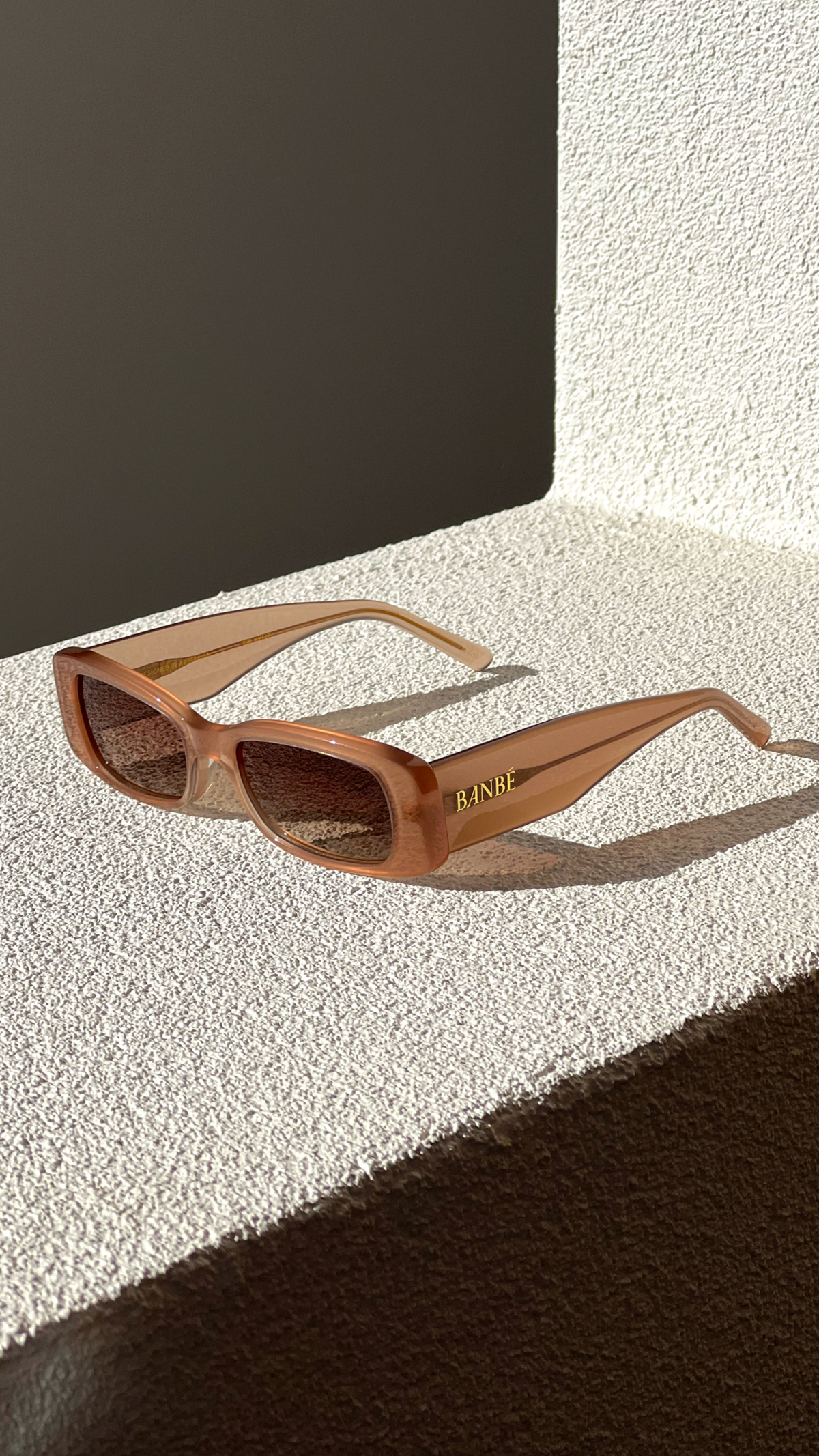 The Kylie Sunglasses - Amber Fade