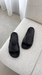 Talen Slide - Black